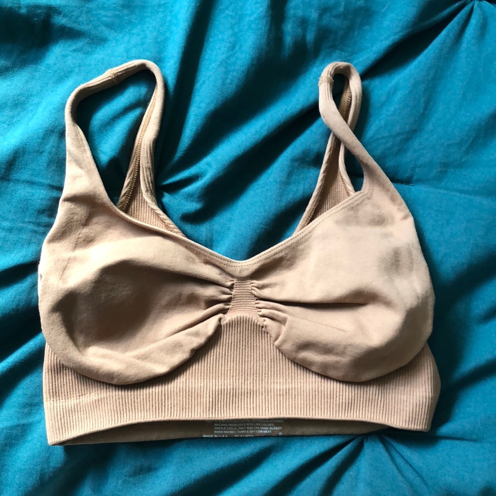 SALE‼️New Sassybax bras, S. dark tan color